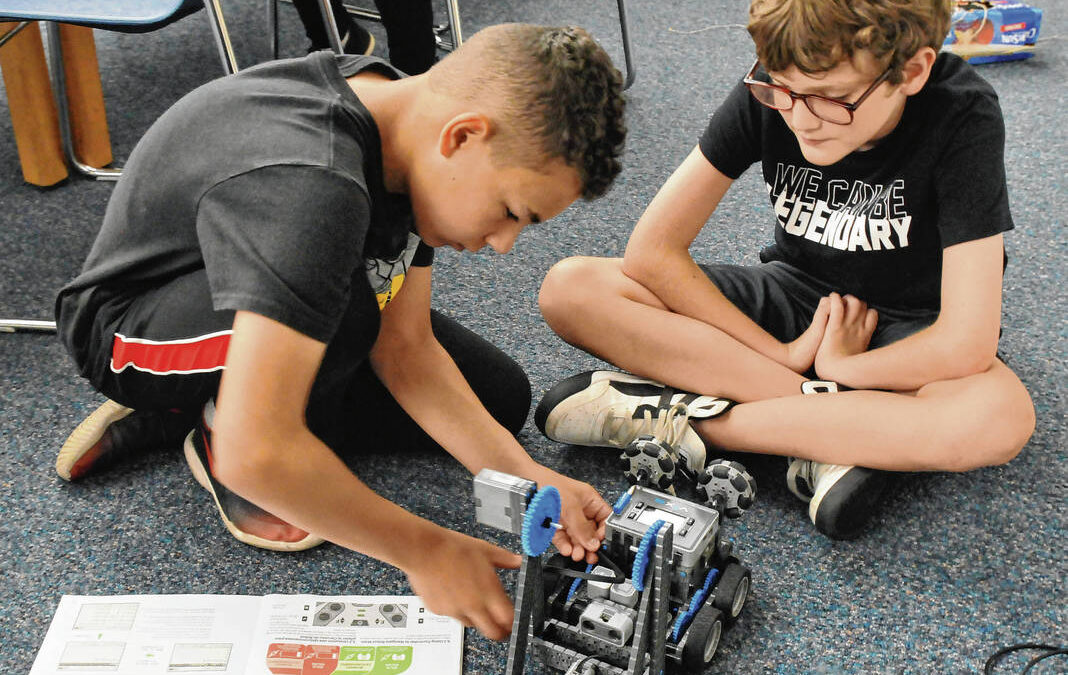 Crothersville Elementary School Launches Robotics